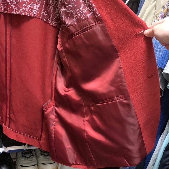 Nautica men’s modern-fit red sport coat. Size 44R - Picture 4 of 5
